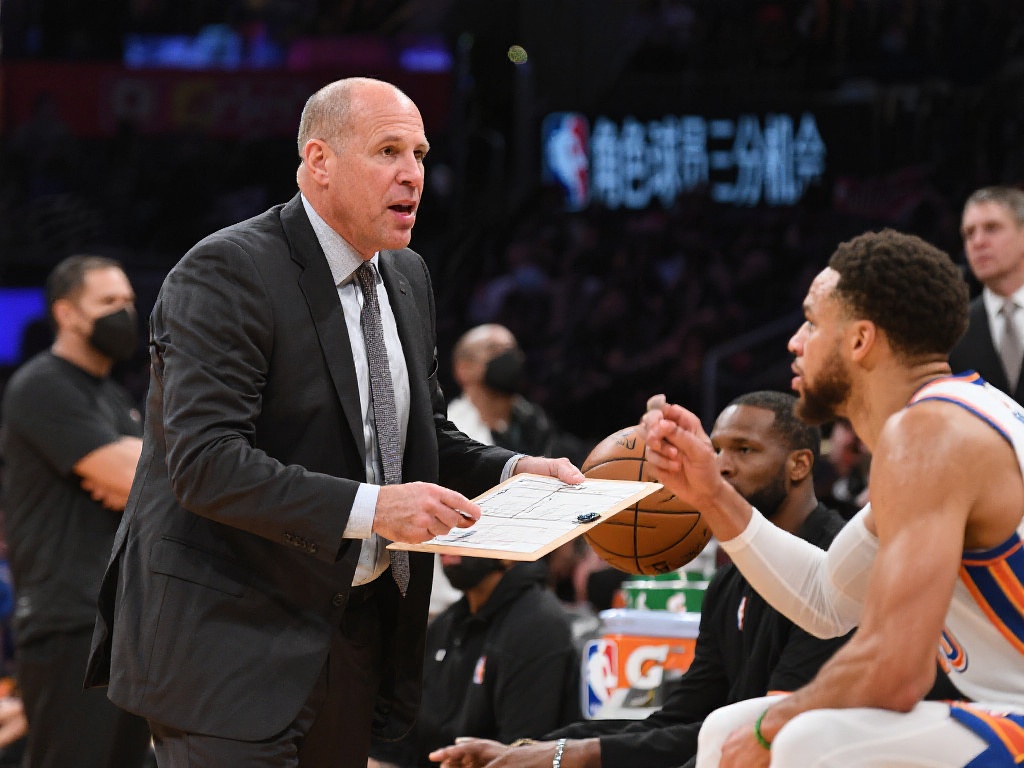 乒乓球男团小组赛：北京队迎战江苏队激烈对决